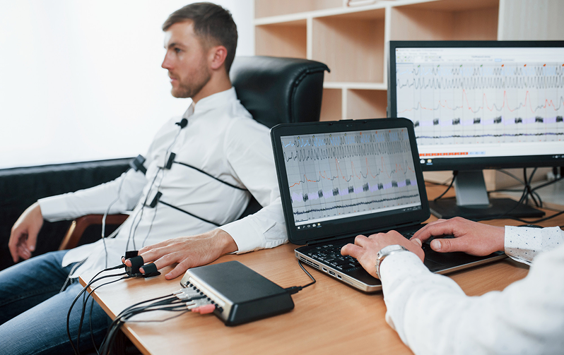 المراقبة طويلة الأمد والمتحركة للقلب 1 Ambulatory blood pressure monitoring in Dubai